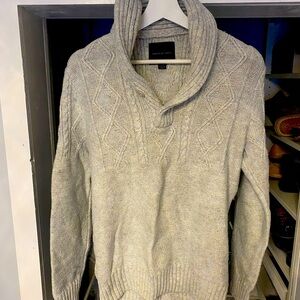 Size medium, thick sweater. Button neck, rarely worn. Great condition. Unisex